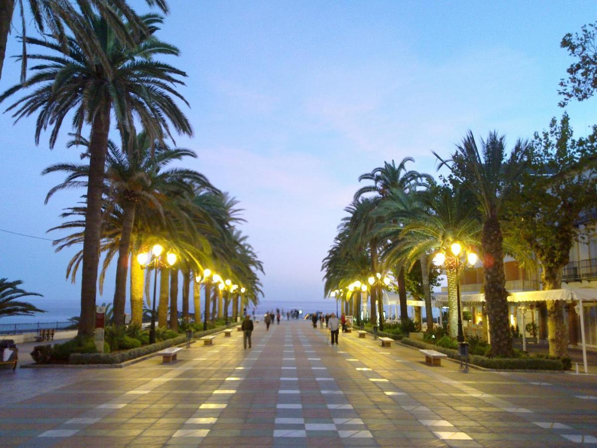 Apartamento R838 Capistrano Playa 213 Nerja Exterior foto